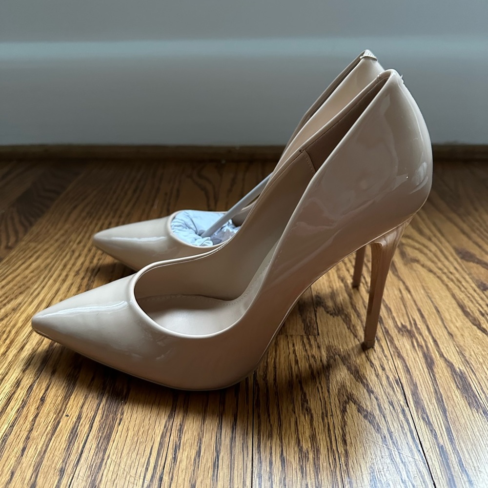 House of Hayla Mono Stiletto Pumps